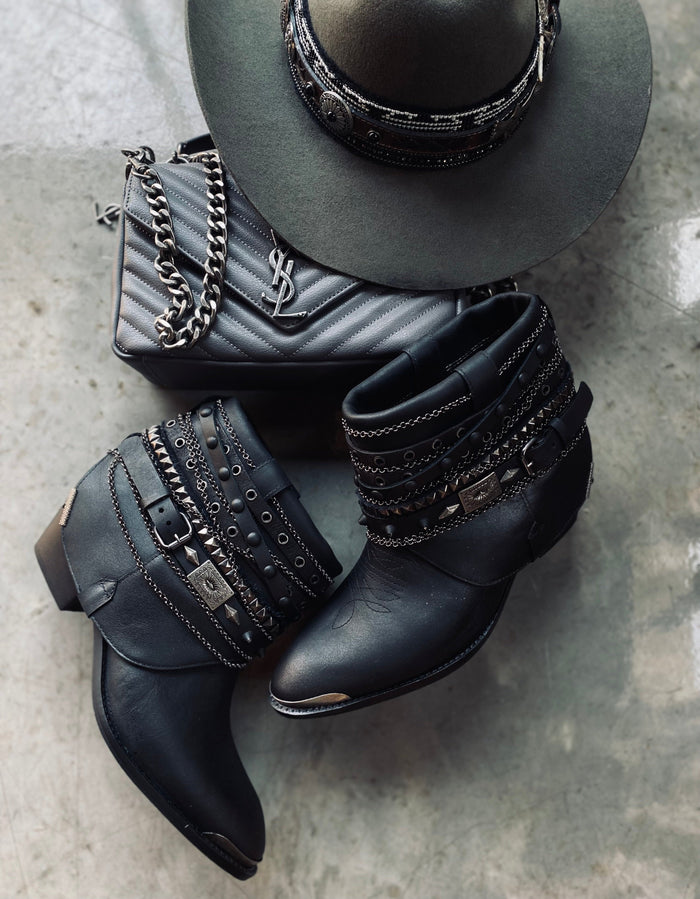 Bota Black Chain