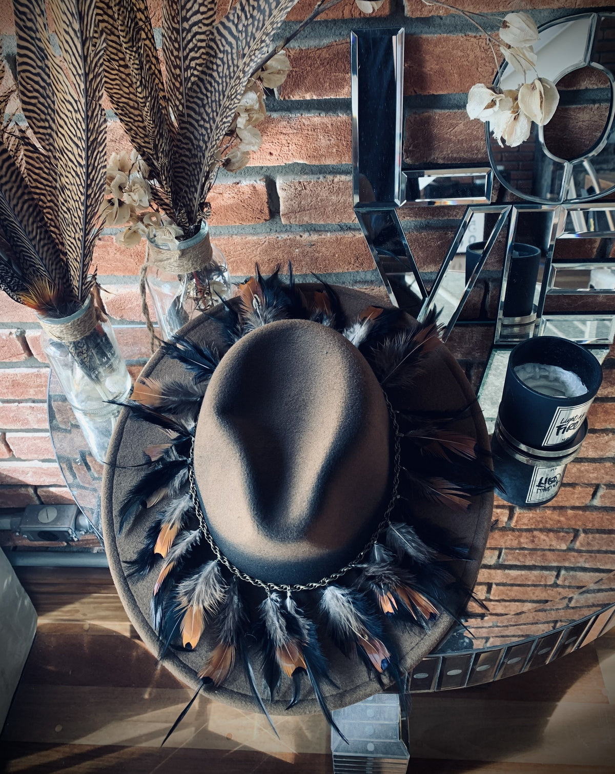 Chapéu Brown Feather
